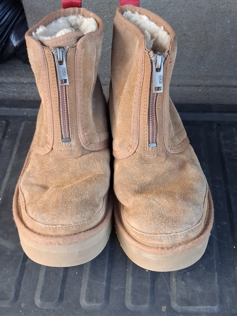 UGG Kids Chestnut Suede Front-Zip Shearling Boots